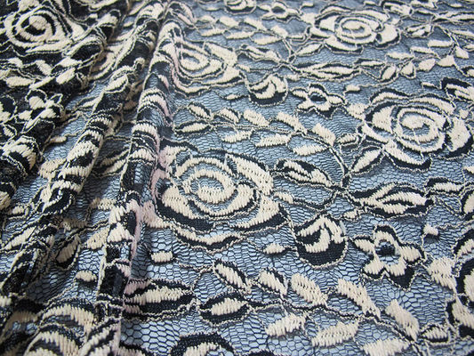 Stof van het de katoenen Polyester de Elastische Kant van Spandex met Netwerk Gebreid Bloemkant