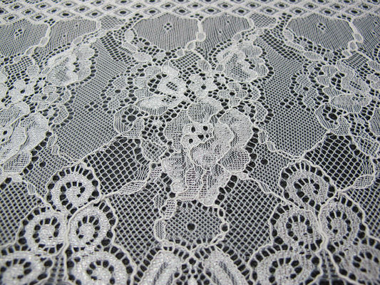 De witte Bloemen Nylon Versiering van het de Wimperkant van de Kantstof voor Dame Dress